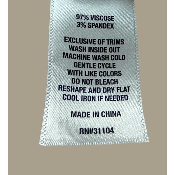 New Directions Studio Ombre Pink, White, and Gray Cowl Neck Top Size Large - Picture 10 of 10